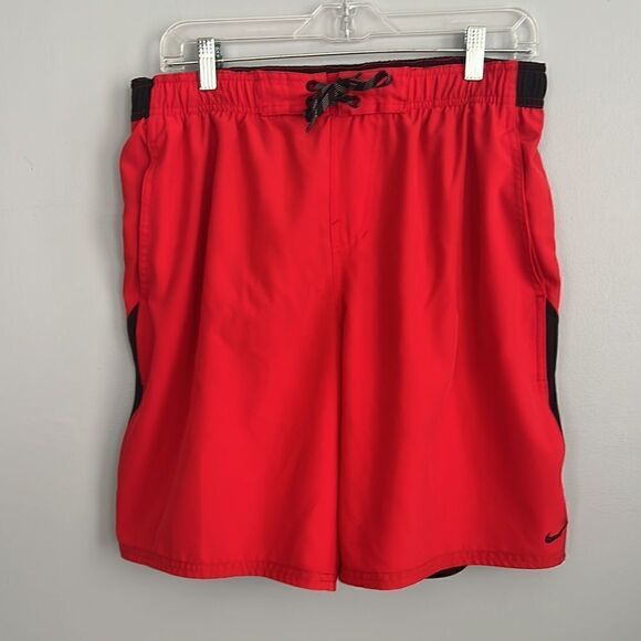 Nike red swim trunks shorts Men’s L - Picture 12 of 12